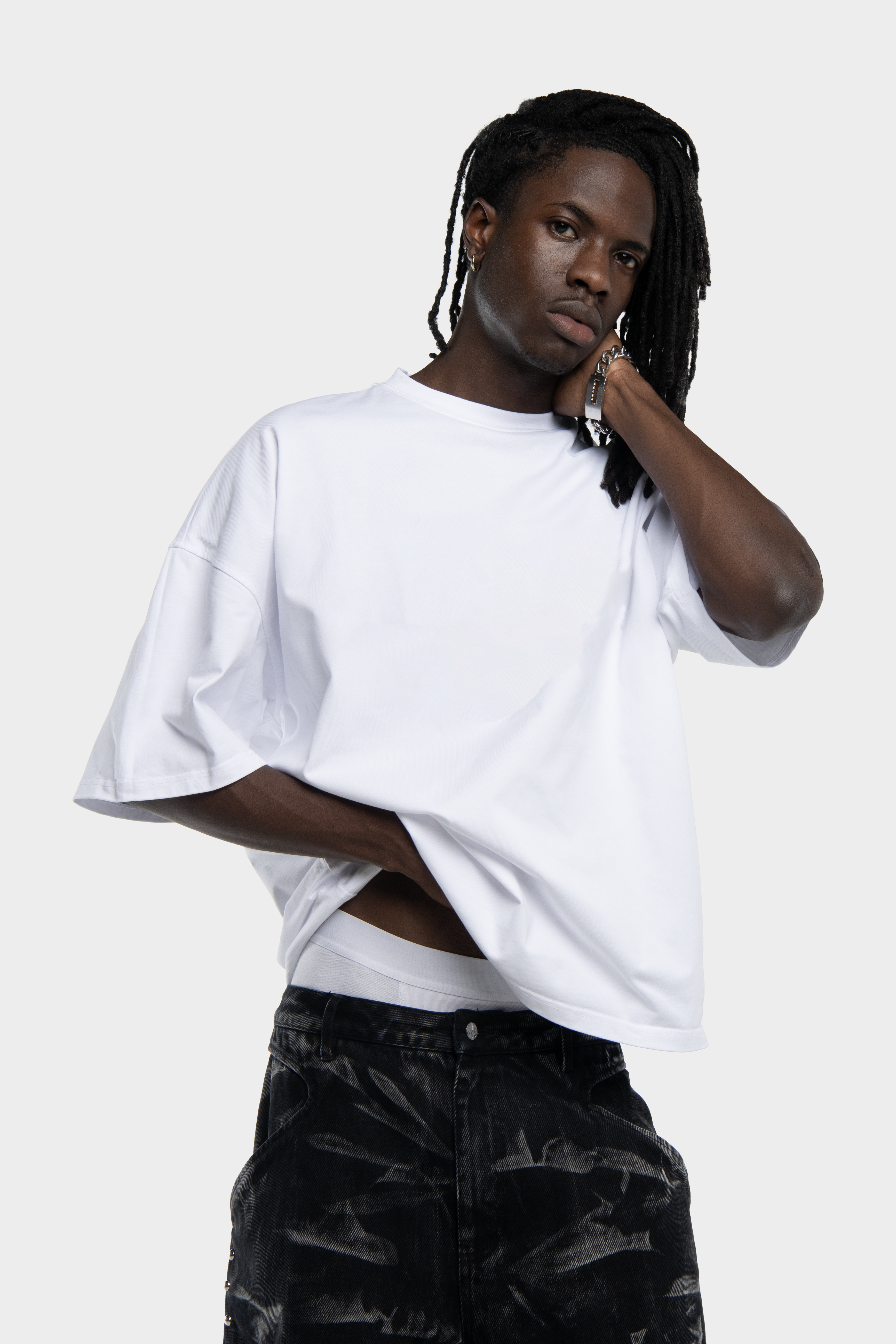 WHITE BLANK OVERSIZED T-SHIRT